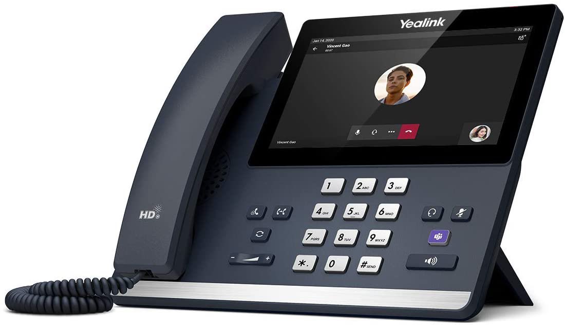 Hier, c’était installation de téléphones et d'applications (softphones) pour le compte de l’un de nos partenaires (opérateur national).

- Installer les nouveaux postes Yealink et les applis pour l'ensemble des utilisateurs. 
- Former les utilisateurs à la téléphonie #centrex ☎️