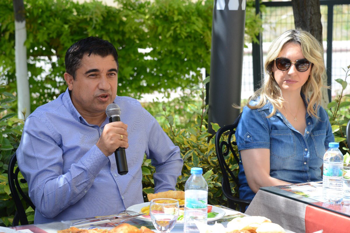 drmetinilhan40's tweet photo. İyi Parti Kadın Politikaları Bşk. düzenlemiş olduğu, kahvaltı programına Belediye Başkanımız @EkiciogluSlhttn ile birlikte katıldık. İyi Parti İl Bşk. Müfit Göçen,Kadın Politikaları Bşk. ve üyelerine bu güzel programı organize ettikleri için teşekkür ediyorum.Güzel Günler Yakın! https://t.co/5c96U4GXHz