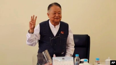 Khithitofficial's tweet photo. NLD ပါတီမှ ဦးဝင်းထိန်ကို နိုင်ငံတော် အကြည်ညို ပျက်စေမှုဖြင့် စွဲချက်တင်ရန် သင့်၊ မသင့် လာမည့် ရုံးချိန်းတွင် နှစ်ဖက် လျှောက်လဲမည် https://t.co/DgO46QQYkl