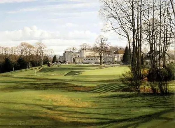 GraemeBaxterArt's tweet photo. To finish English week, here is Wentworth Golf Club, which one do you prefer? Both autumn scenes #golf #golfer #golfing https://t.co/WR0zP0p9m6