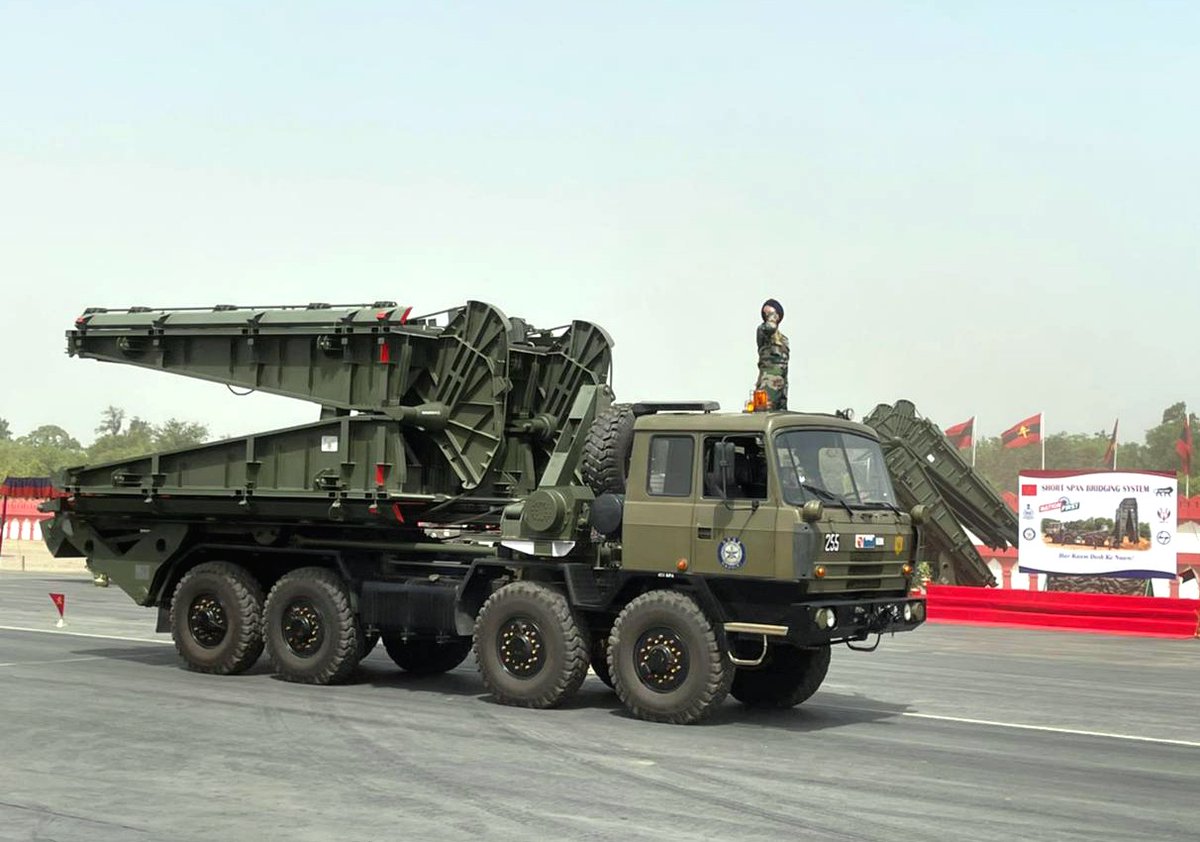 DRDO_India's tweet photo. Short Span Bridging System-10 m designed and developed by DRDO has been inducted into Indian Army by the Chief of the Army Staff, General MM Naravane during a ceremony held today at Delhi Cantt. Secretary DDR&amp;D and Chairman DRDO Dr G Satheesh Reddy was present on the occasion. https://t.co/N8dRGFCDOM