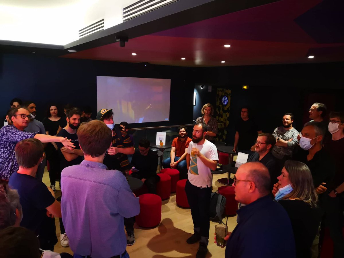 🎶 Apéro musictech 🎶

Hier soir, la communauté #musictech des <a href="/hautsdefrance/">Région Hauts-de-France</a> (et aussi un peu de Paris) s'est réunie au KaraFun Bar de Lille pour un apéro #networking 🍻 Merci à tous pour votre présence, et merci à Mickael Pynson, DG de KaraFun Group, pour son accueil !