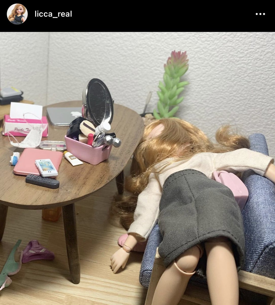 ikachi55's tweet photo. 現実を生きるリカちゃん
これ完全に私だ…   w https://t.co/JtD8XFVBmM