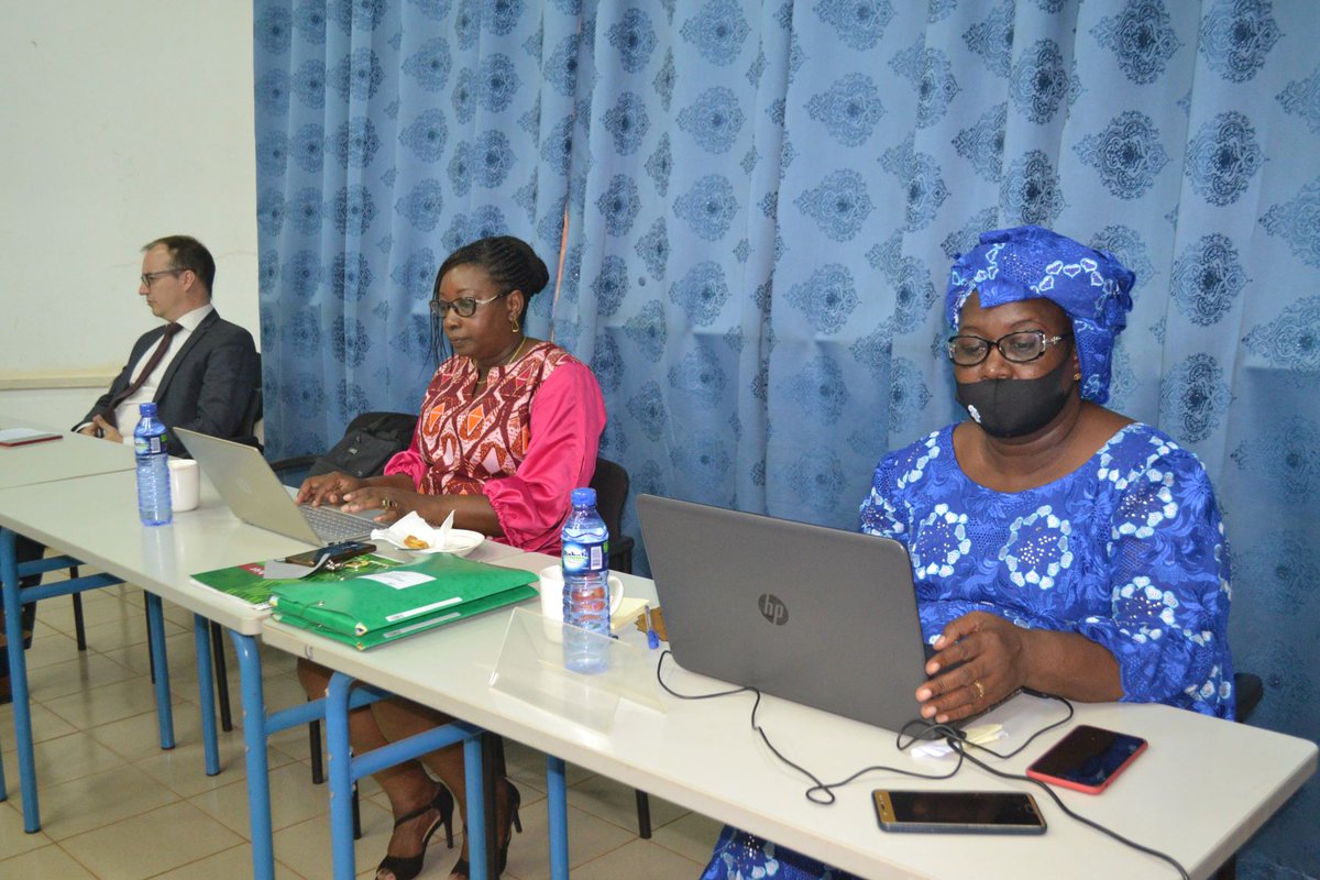 Institut 2iE tweet media