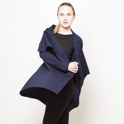 Keep warm and comfy cozy in our beautiful origami wrap jackets and classic leggings. Available in store and online in black. FREE delivery nationwide ⁠
⁠
#lunar #lunarlifestyle #winteressentials #LunarCoreWardrobe #loveZAbuyZA #supportlocal #shoponline instagr.am/p/CQ0dqUfpWNd/