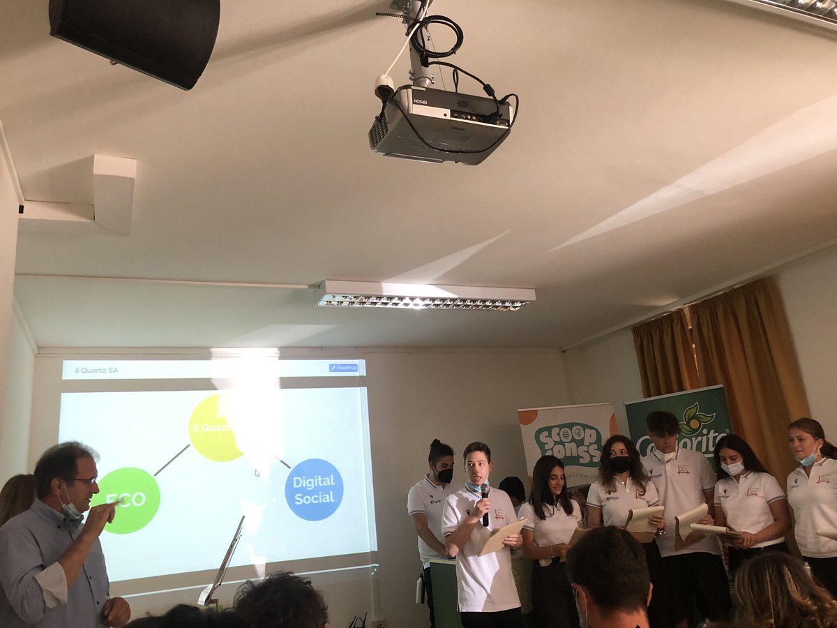 abfromz's tweet photo. Amazing ideas and wonderful presentations by students from different institutions in Umbria #scoopconss https://t.co/pch8doqKXS The future is bright! https://t.co/SFmJ3VvCdy
