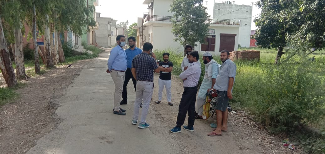 कार्यशाला घुन्ना{ सहारनपुर} द्वारा परिवर्तित किए जा रहे क्षतिग्रस्त परिवर्तक कार्यों की गुणवत्ता हेतु विद्युत वितरण खंड-बेहट के अंतर्गत ग्राम सुंदरपुर व छुटमलपुर का निरीक्षण कर ग्रामीणो व ग्राम प्रधानों से प्रतिस्थापन कार्यो का फीडबैक प्राप्त किया गया।
<a href="/MdPvvnl/">MD Pvvnl</a>
<a href="/SEworkshopPVVNL/">Pankaj Agarwal</a>