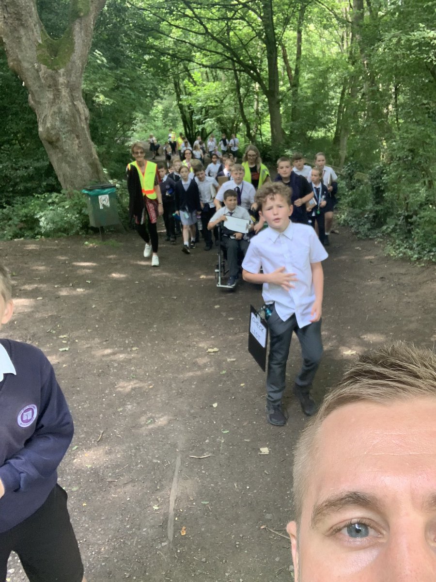 class6_mill's tweet image. Beating the street around the Res 🌳 🏃‍♀️ 🏃‍♂️ @BTS_Barnsley #beatthestreet