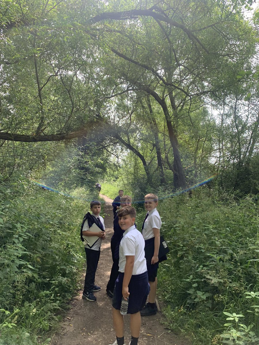 class6_mill's tweet image. Beating the street around the Res 🌳 🏃‍♀️ 🏃‍♂️ @BTS_Barnsley #beatthestreet