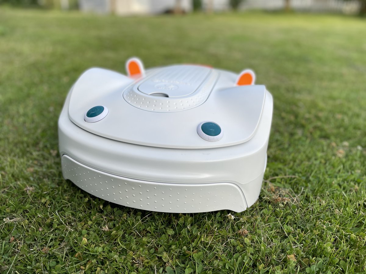 takras's tweet photo. Say hello to Suzy! Got ourselves a robotic mower. My kids were allowed to name it, and Suzy from Peppa Pig was the unexpected choice. Suzy is a bit bossy. I didn't expect to decor it, but eyes and ears are in place. And the body paint.🐑
https://t.co/YjtK4khjLH https://t.co/gsGv6bLxnh