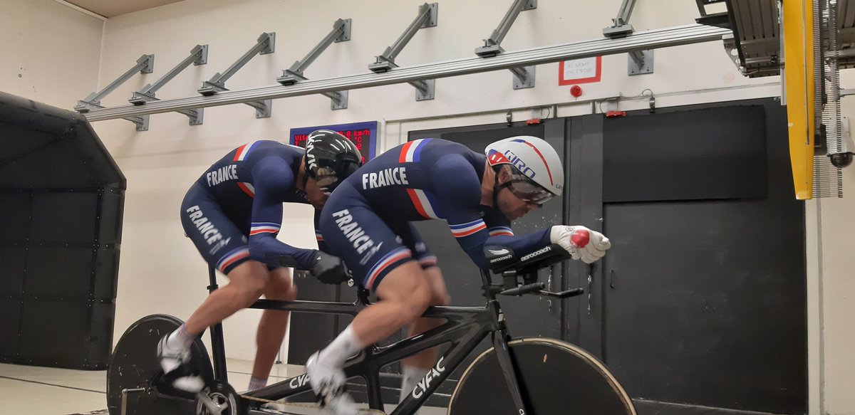 EmmanuelBrunet's tweet photo. Beaux moments de travail avec les 2 tandems @FFHandisport @FFCyclisme @_Corentin_ @FrancoisPervis envie de @Tokyo2020 https://t.co/7rn8z6NDo8