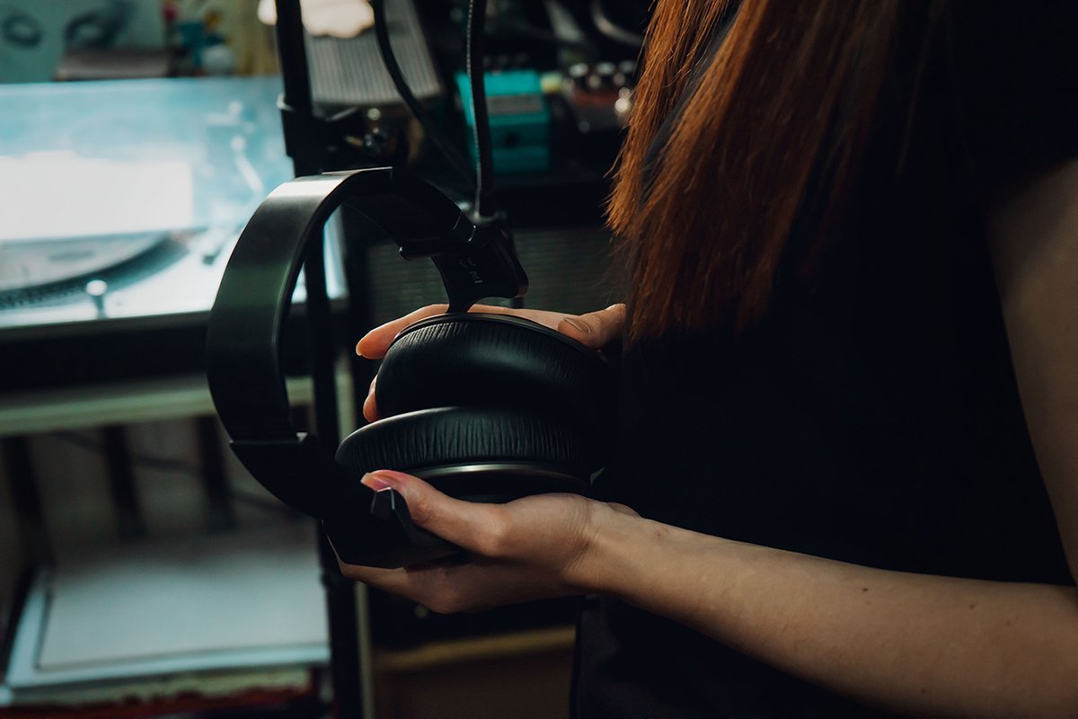 DkIT_ie's tweet photo. Researchers from DkIT are seeking artists of all genders & musical backgrounds to participate in: Gendered Experiences of the Irish Music Industry; the first Irish study on the relationship between gender and musicians’ experiences: https://t.co/6OfJXvzQDv
#genderedexperiences https://t.co/VVU6dEHlwk