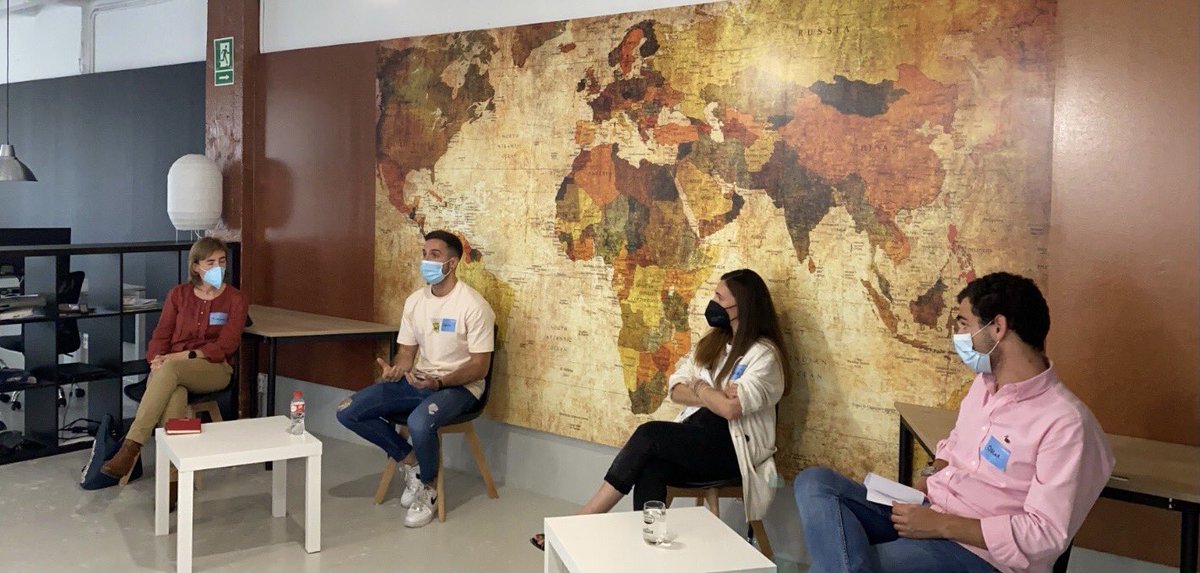 biworking's tweet photo. Una tarde de Innovación y cañas en #biworking 

Ayer dimos un paso más en nuestro programa 2021 con el evento CO-INVERSIÓN EN #STARTUPS  con #Fisify, #crowdfundingBizkaia , y #CobenClub

Eskerrik asko a todxs los asistentes! 

#coworking #eventos #bilbao https://t.co/6VPKGrafQI