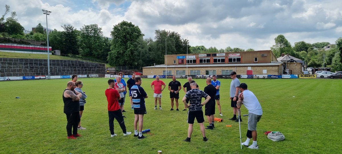 Great week at <a href="/evrfc/">Ebbw Vale Rugby</a> with our current group, huge progress being made &amp; we've still got 4 weeks to go
Thank you to our guests Martyn &amp; Lauren from <a href="/coleggwent/">Coleg Gwent</a> 
Chris from <a href="/ARCTrainingCo/">ARC Training Co</a> 
<a href="/jimmya11en/">james allen</a> from our previous course now <a href="/SOHKCharity/">School of Hard Knocks</a> staff and Rich from <a href="/celtic_fitness/">CelticFitness</a>