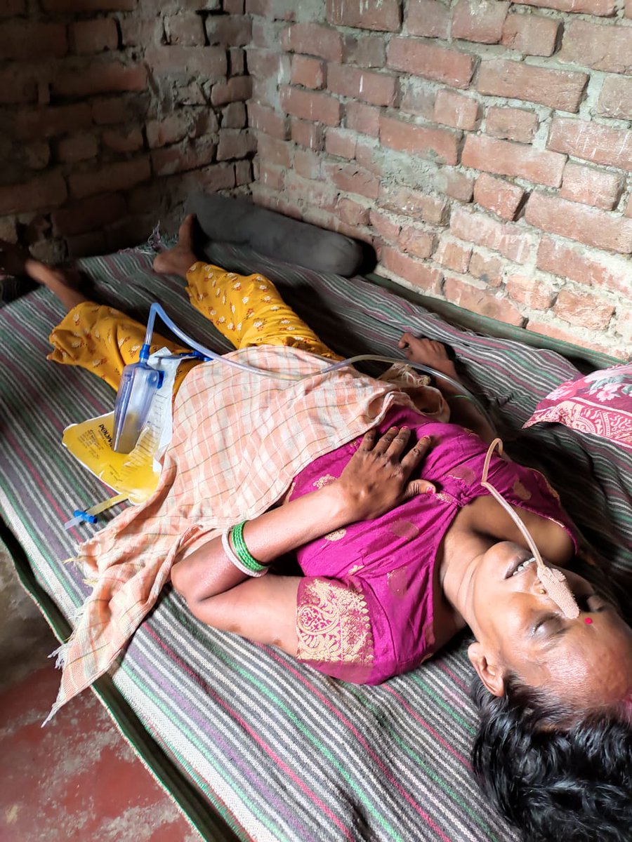 Abhishek_and140's tweet photo. she hd brain hemorrhage on 25 June &amp; half of body is paralysed. Her family is farmer in Tema, Madhepura (Bihar) leased agri land nd spent lakhs on trt &amp; ran out of money so returned home in critical cond. She need bttr trt/brain surgery. Plz help sir @SonuSood @SoodFoundation https://t.co/Nn90SRlYBj