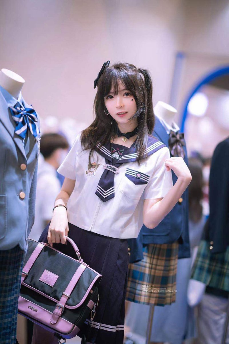 PulseAgentX's tweet photo. 日本で人気が高まる中国のロリータ服、漢服、JK服!”中国最大級の見本市“「Comicup28」注目の新作まとめ
🌹記事はこちら🌹
https://t.co/FiDC09qgZb
#harajukupop #原宿POP
#ロリータ #漢服 #中国ロリータ
#COMICUP28 #cp28 #剑网3 https://t.co/EVKFcy0eNO