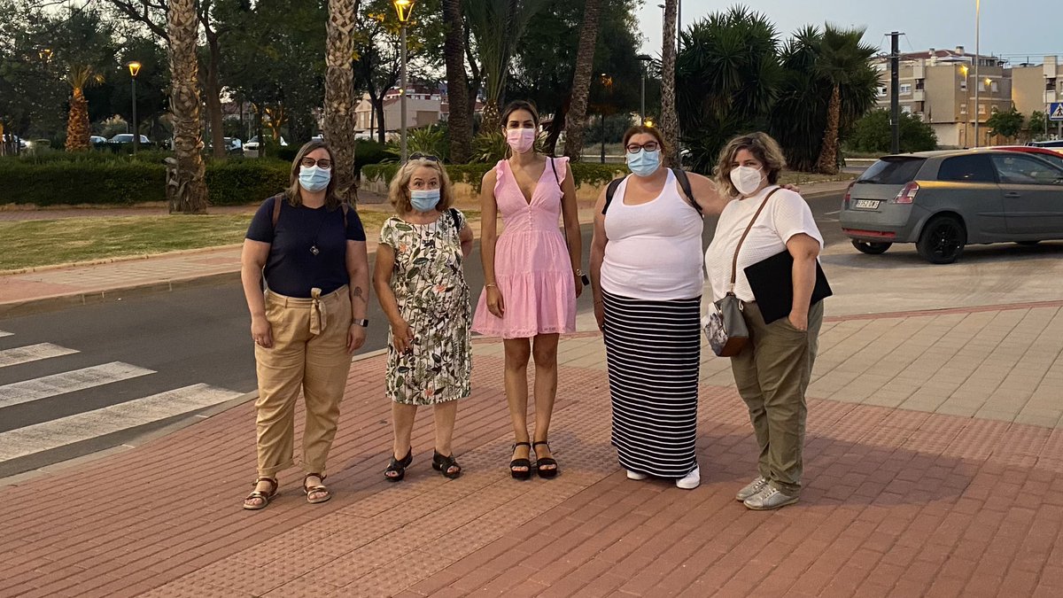 Ayer tarde estuvimos con Carmen Fructuoso, concejala de movilidad sostenible y limpieza viaria, dando un paseo por nuestra pedanía y se interesó por su estado, fue muy agradable y fructífera, mostró un gran interés y mejorará la limpieza y accesibilidad. Gracias <a href="/CarmenFructuos4/">Carmen Fructuoso</a>