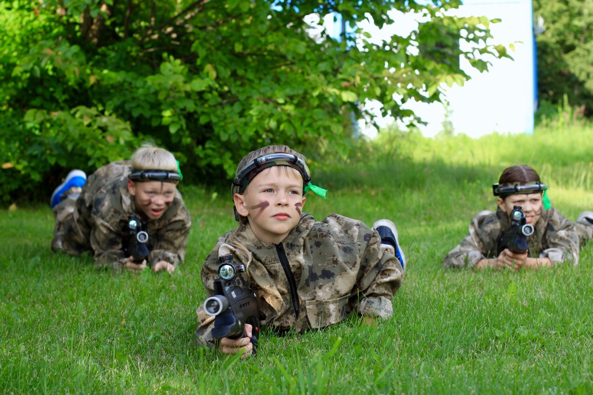 Looking for something to do that offers social distancing &amp; fun, bring the family for Laser Tag. sugarrush.co.za/laser-tag-at-l…