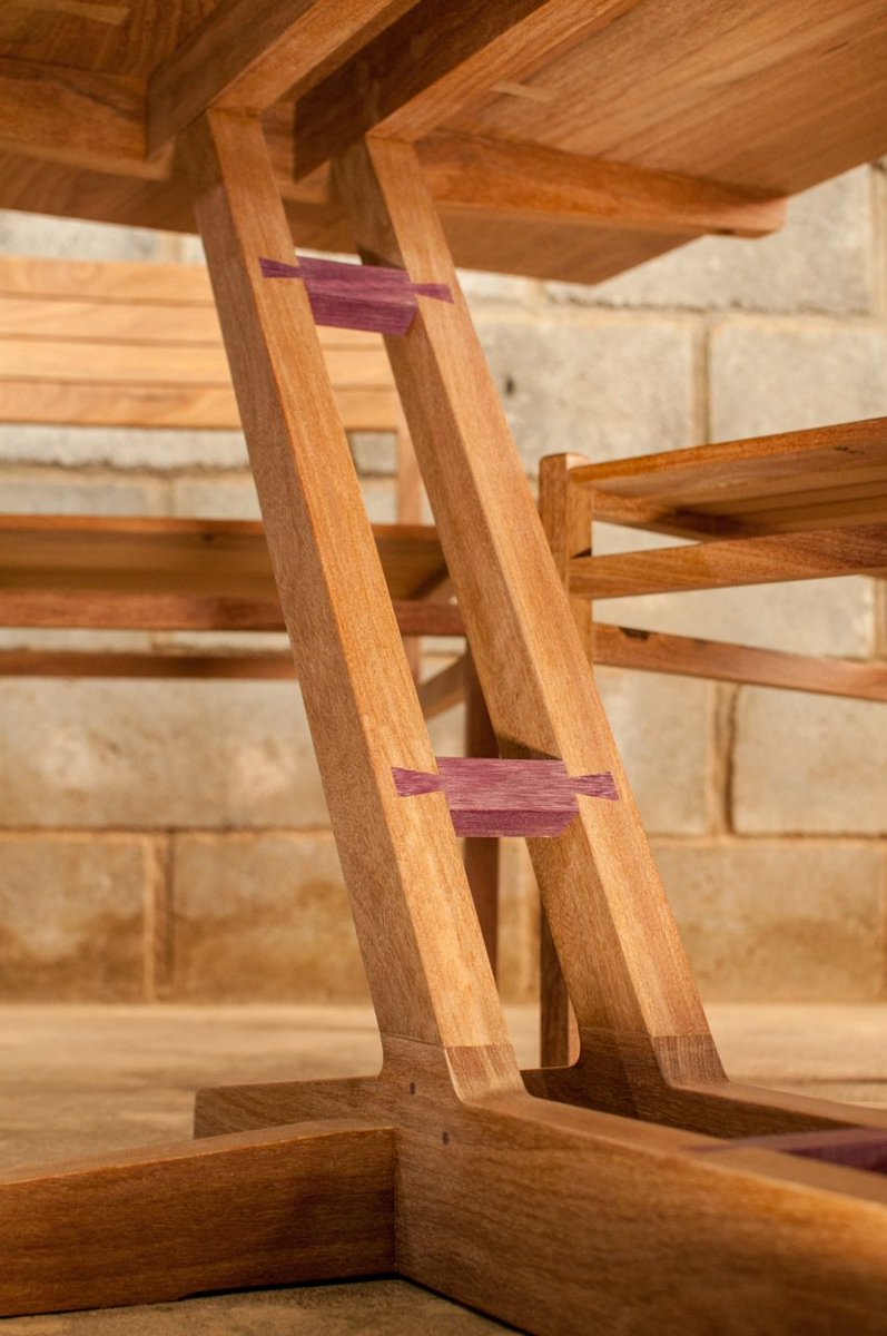 oebanista's tweet photo. Mesa de jantar Paião | Paião dining table 

#oebanista #ricardograhamferreira @oebanista #marcenaria #woodworking #ebenisterie https://t.co/CRxkYr0Kbb