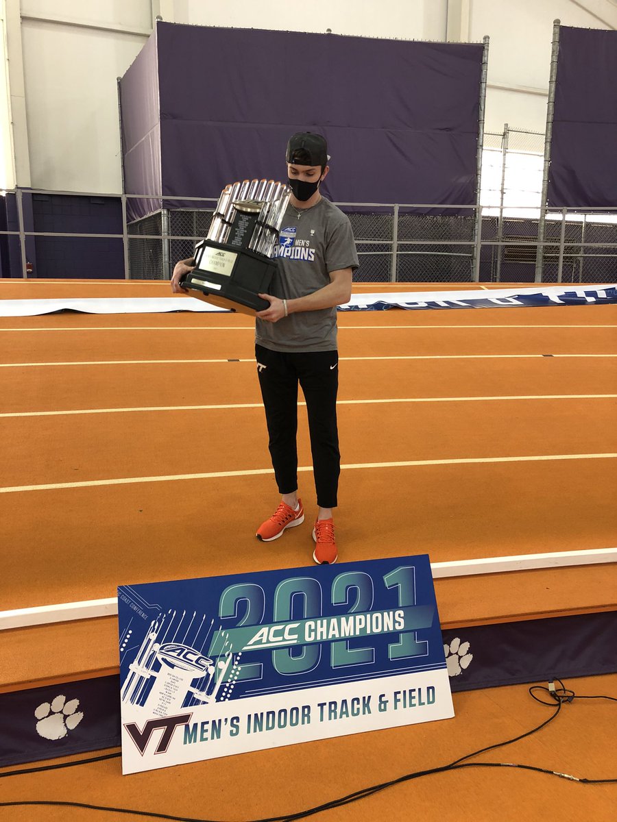 I see you don’t have any high jumpers yet <a href="/stoolpresidente/">Dave Portnoy</a> <a href="/barstoolsports/">Barstool Sports</a> what do you say ?