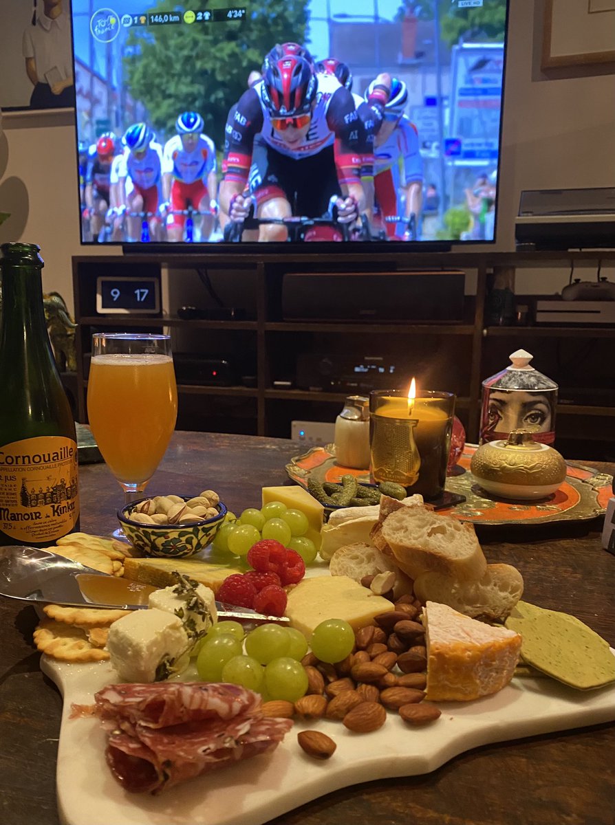Tonight’s #toursnacks for  #fromagefriday includes all the cheesez, saucisson, cornichons, baguette, biscuits and the rest.  Also some delicious French cider from Cornouaille (Breton) #couchpeloton #sbstdf
