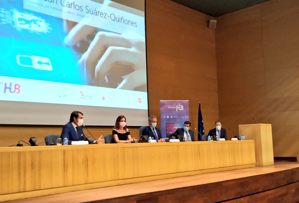 CyberlurEs's tweet photo. Hoy presentamos en #CyL en #CyberDIH ante los agentes sociales y económicos regionales, dando valor al potencial que tiene nuestra comunidad en el ámbito de la #ciberseguridad y las #TIC , con el apoyo de @DGCyL @jcyl @AETICAL @ceoe_cyl @EFCyL https://t.co/rVj2maify8