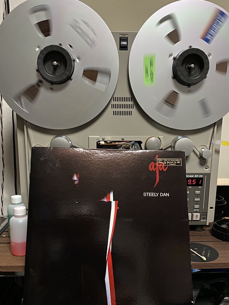 Ken_Meguro's tweet photo. #NowPlaying #SteelyDan
『Aja』1977年９月リリース。

いろんなフィジカルを持っていますが、重心重い音。UK マスターのコピーとなります。本日最後の #Reeltape プレイ。 https://t.co/BeSr9N13nn