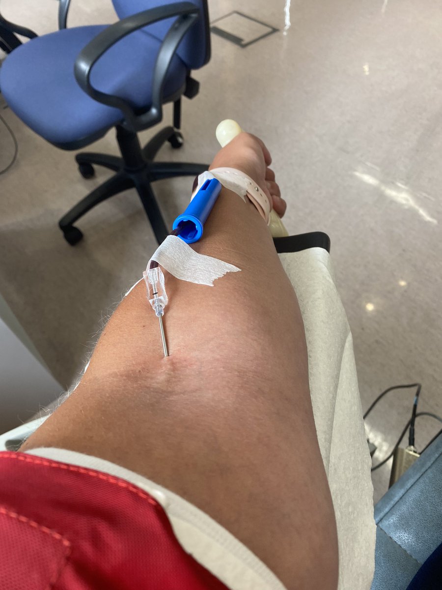 MedgibbonsCathy's tweet photo. As a #PICU intensivist who prescribes life saving blood products daily, it’s so brilliant to play a small part in keeping the stocks up! Thanks to Marta and Carmel for a painless and fun experience at the @Giveblood_ie clinic. Call 1850731137 to book an appt! #donationfriday https://t.co/rNy4tw9viM