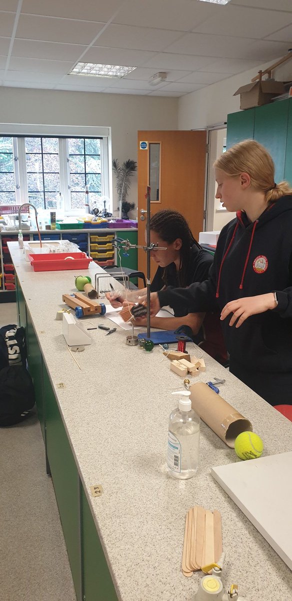 OckbrookSTEM tweet media