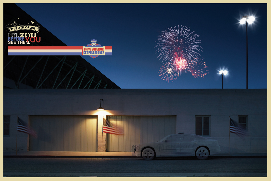 jccpolice's tweet photo. This #IndependenceDay, keep the #RedWhiteandBlue in the sky and out of your rearview mirror. #DriveSoberOrGetPulledOver #ArriveAlive #DriveSafeJCC https://t.co/SzMIF5ziLD