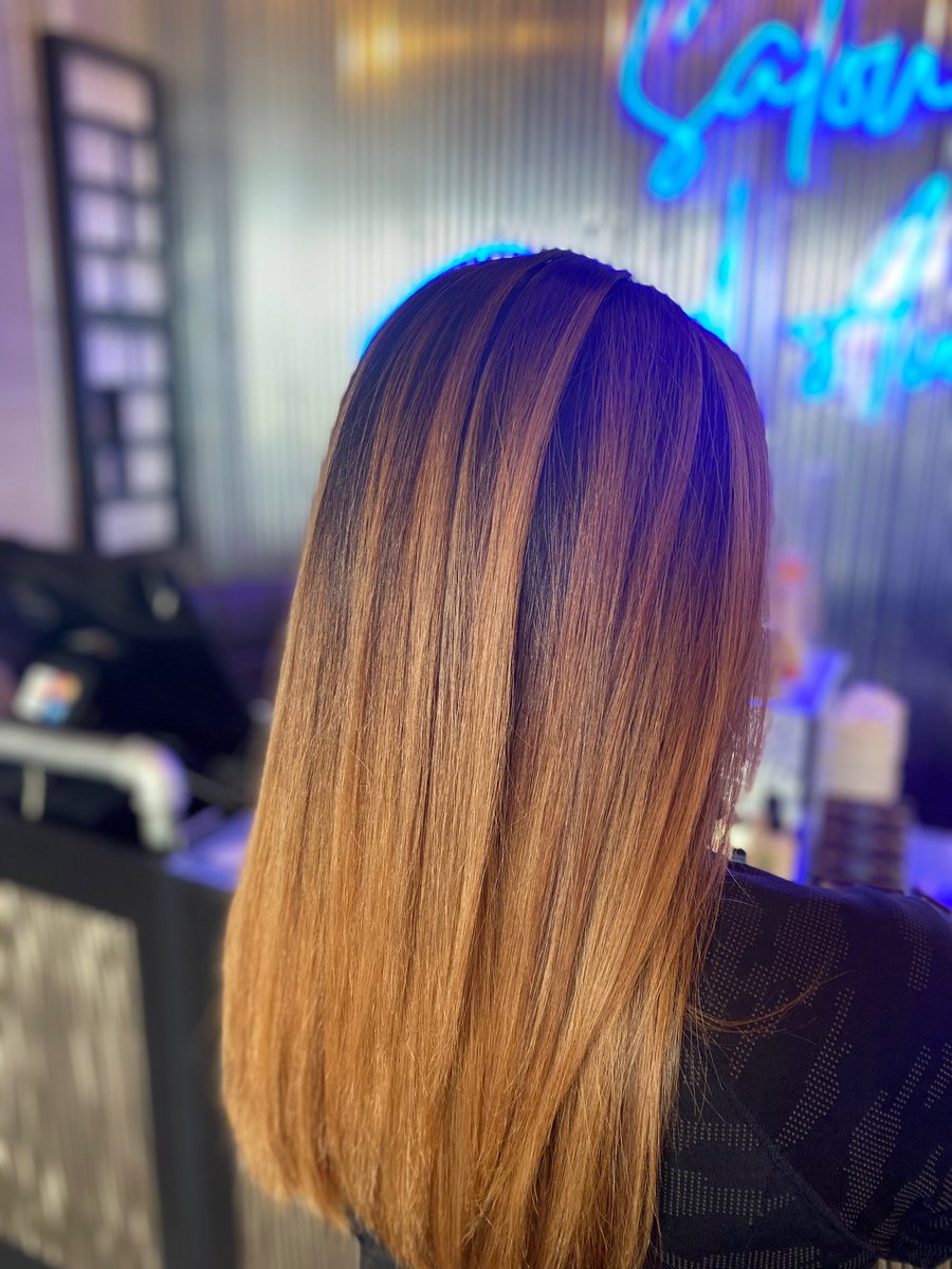 SalonDavid's tweet photo. Reserve your own appointment Right Now! View Your Rewards, manage your notifications and reminders.
https://t.co/aWSHrjELYi
#pulpriot #salondavidanthony #Jolietil #hairsalon #shorewoodil #shorewoodillinois #minookaillinois #salon #hair #kenra #kenraprofessinal #kenracolor https://t.co/AwPLVLdQDx
