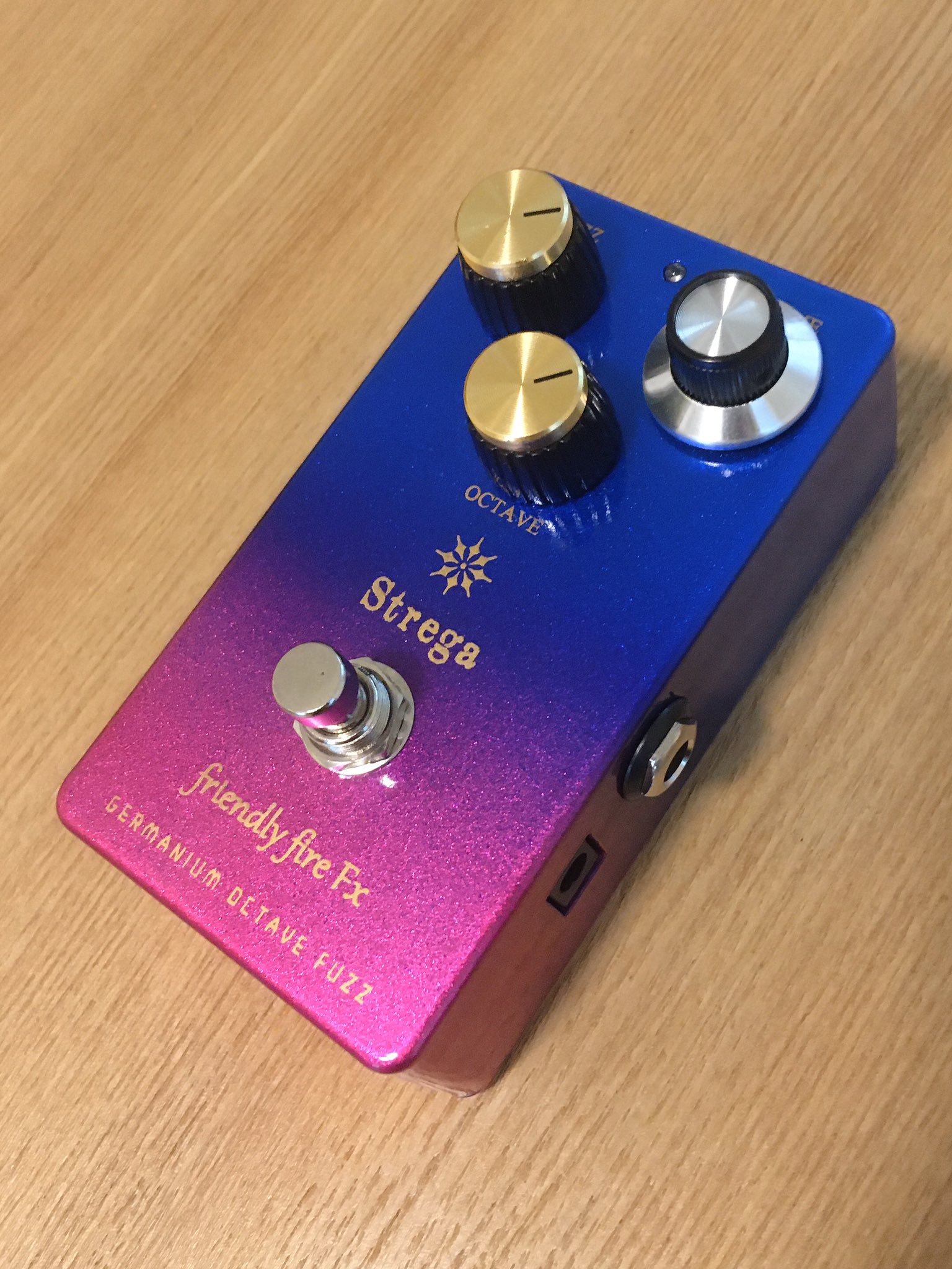 friendly fire Fx Super Lead Fuzz 岸田教団 - エフェクター公式