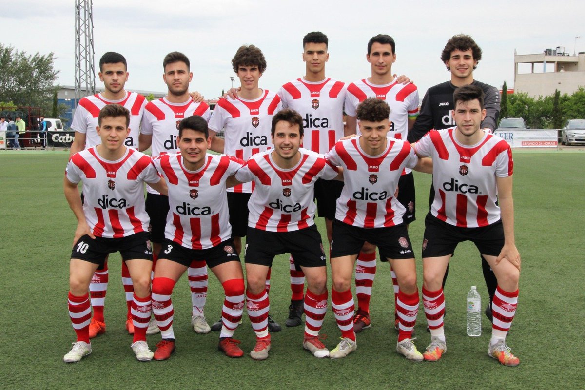fedriojafutbol's tweet photo. 📸 Un equipo de CAMPEONATO

Gran temporada del @aupariver  Promesas en la Regional Preferente @fedriojafutbol que ha culminado como el mejor equipo. ENHORABUENA ‼️ https://t.co/F5JZ8bU42j