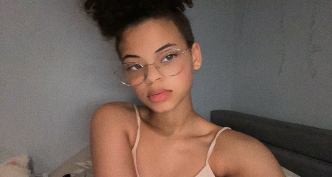 i got glasses guys 🥸🥸 also i&rsquo;m nvr active on here but i should be 😒 https://t.co/8VjtZN5tjK<a href="/tag/cookierun"class="tags"><span>#cookierun</span></a><a href="/tag/cookierunkingdom"class="tags"><span>#cookierunkingdom</span></a><a href="/tag/limecookie"class="tags"><span>#limecookie</span></a>