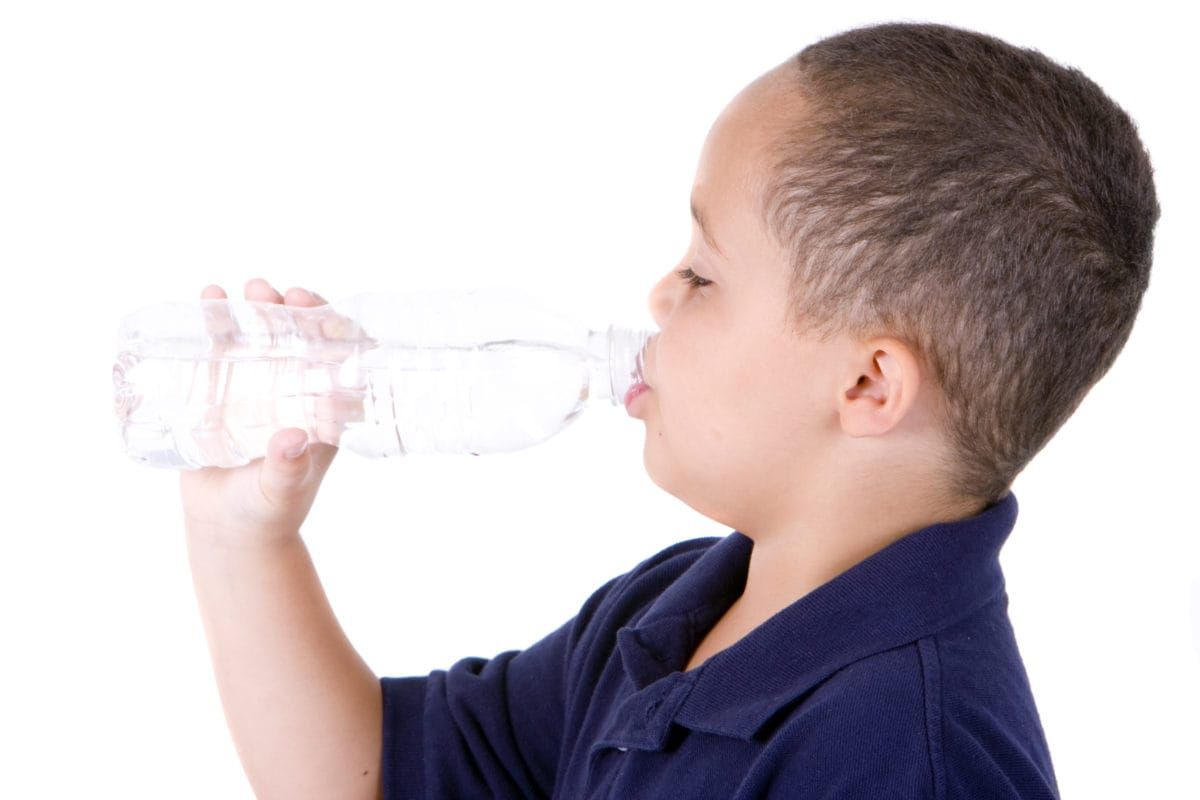 McCambridge1945's tweet photo. Your body depends on #water to survive. Every cell, tissue, and organ in your body needs water to work properly and for overall good health.
Learn how to ensure you stay hydrated, and why it is important to do so, here in @familydoctor
https://t.co/18WJV6KFAG #goodhydration https://t.co/MO12CxdsWY
