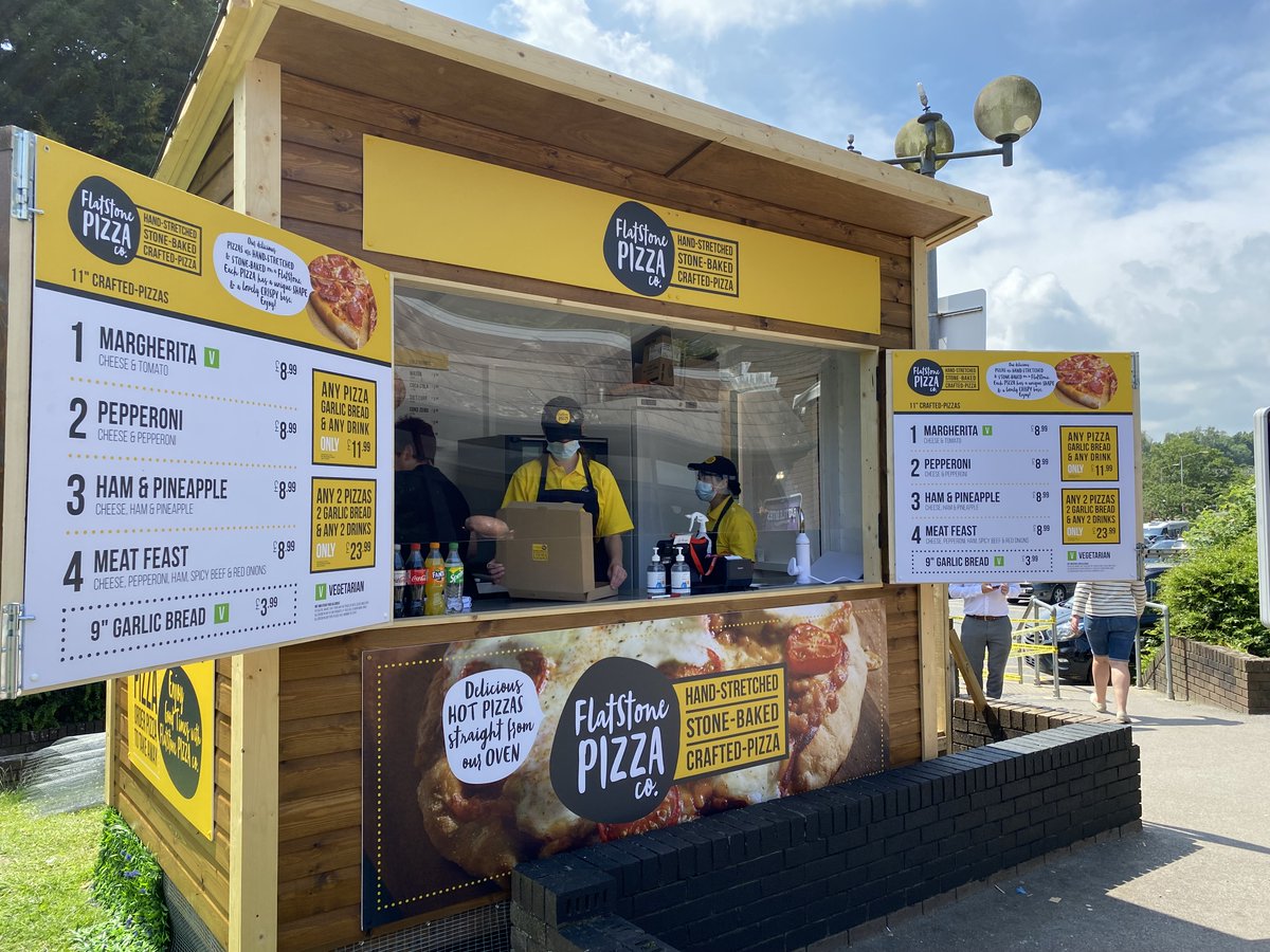 Roadchef's tweet image. Our brand new Flatstone Pizza Co. outdoor store in now open at Roadchef Rownhams North on the M27! Featuring hand-stretched, Stone-baked Pizza😋
