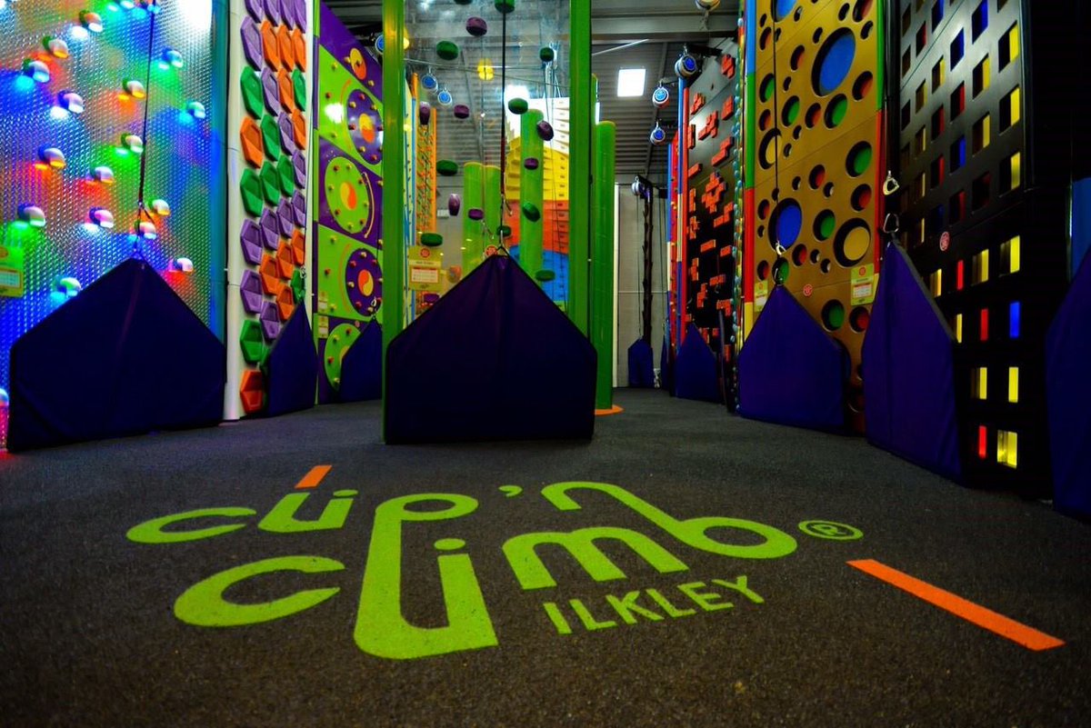 We have 2 sessions after school today at 4pm and 5.15pm. Get that Friday feeling with some fun climbing with us 😀🧗🏼‍♂️🙌