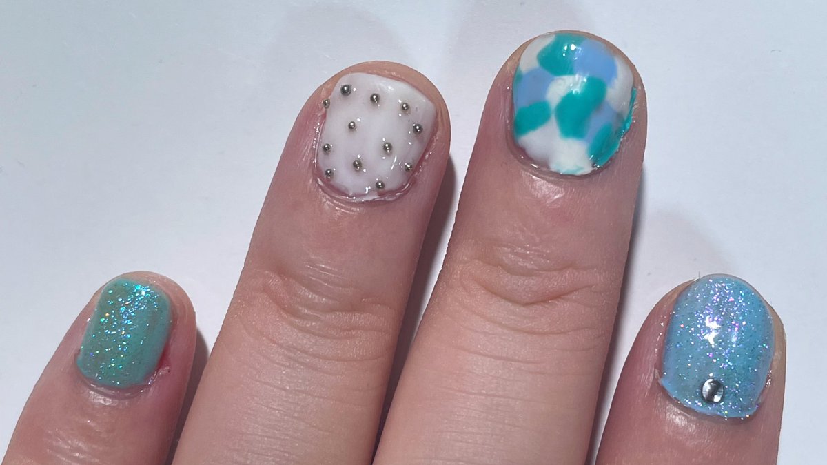 ベリーショートネイル