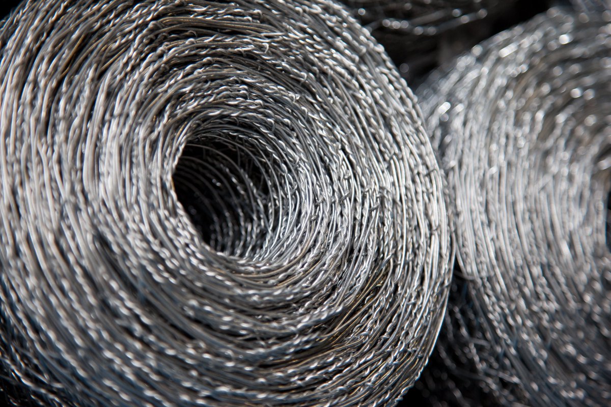 CollinsNets's tweet photo. At long last a delivery of Heavy Galvanised Wire Netting is finally due on the 15th July:
• 1200 mm x 25 mm x 1.0 mm x 50 mtrs
• 1200 mm x 25 mm x 1.2 mm x 50 mtrs
Pre order online or call 01308 485422
https://t.co/guN2nDQe3r
#galvanisedwire #wirefencing #collinsnets https://t.co/xy977vQN06