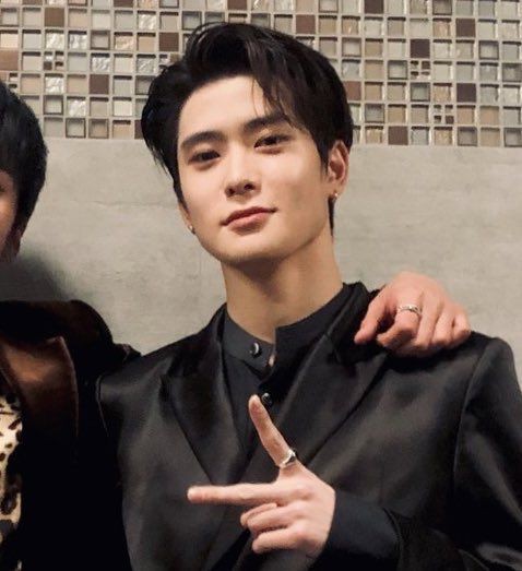 halo gua jendral 
Mau mutualan? Rt /like 
Fambest? Dm aja 

#roleplayerindo #roleplayer  #roleplayeraccount