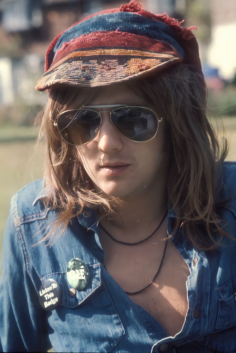 Roger in Ridge Farm, 1975

📸 Watal Asanuma