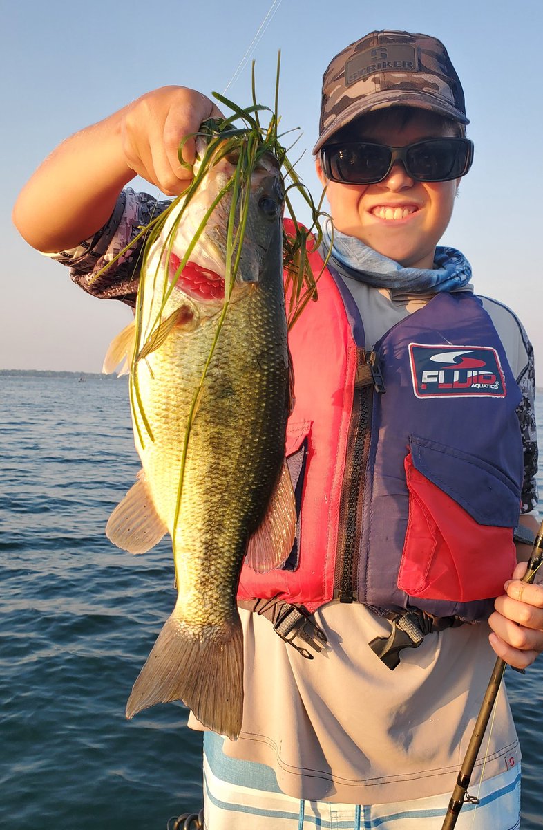 OsbergErik's tweet photo. We had another High School Fishing event last night. Our boat placed 5th out of 32 boats. We caught 20 bass and a few panfish. @WDCSchools had 3 boats in the top 8. We took 2nd, 5th and 7th. #makingtime #outsideinmn #fishing #ottertailcounty https://t.co/WwAhpajvH1
