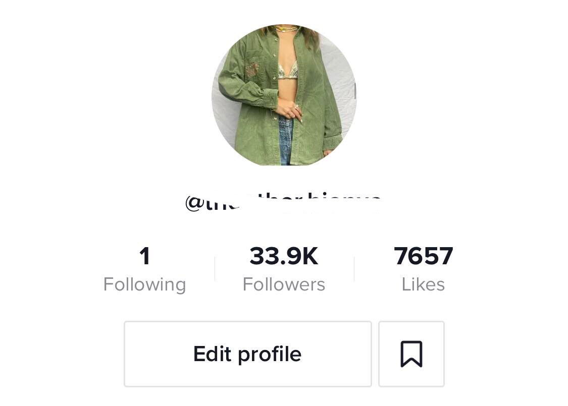 yeehawdump's tweet photo. TIKTOK ACCOUNT FOR SALE

— can do LIVE, receive GIFTS💰💸
— 33.9k followers
— good for main/biz
— access? will bind urs

#exosgot7 #instagramaccount #twitteraccount #forsale #youtubechannelforsale #tiktokaccountforsale #netflixpremium #netflixforsale hih max pained https://t.co/k2uheEVVxN