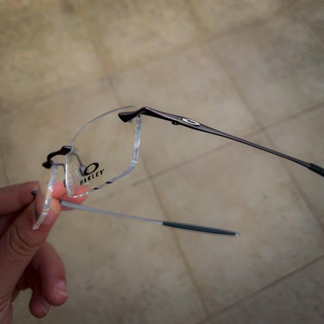 Traje_Importado's tweet photo. 🔸Óculos de Descanso Oakley lupa metal🔸

💰150$

❗️Qualquer dúvida entre em contato no direct, teremos o prazer em respondê-lo❗️

#lupavilao #lupaoakley #armacaodegrau #oculosdescanso #armacaodeoculos #armacaooakley #ingleses #santacatarina #sitiodebaixo https://t.co/n7uLPBRIk3