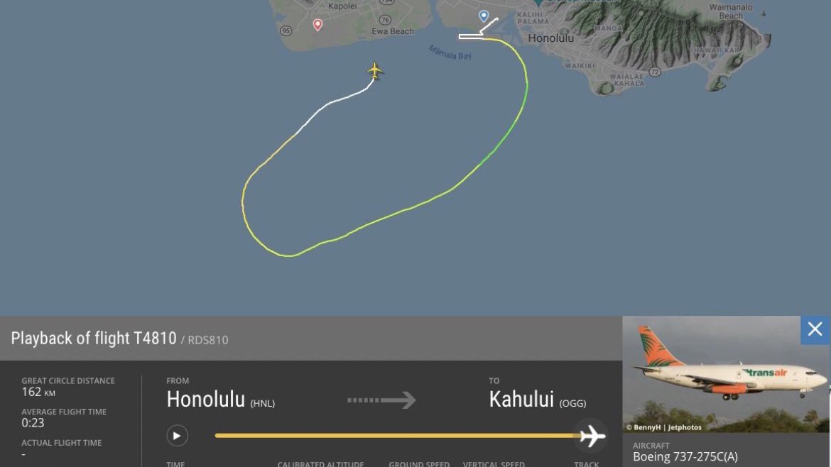 airplusnews's tweet image. 🔴 Un Boeing 737 Cargo a effectué un amerrissage au large des côtes Hawaïennes.

▫️Les 2 pilotes ont été secourus.

Plus d’infos à venir