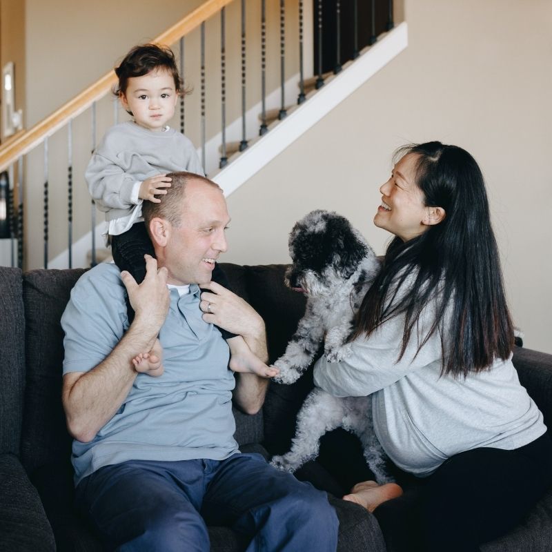 ArrowKitchens's tweet photo. “The strength of a family, like the strength of an army, lies in its loyalty to each other.” — Mario Puzo #QOTD #Family https://t.co/zzIoNNV5gl