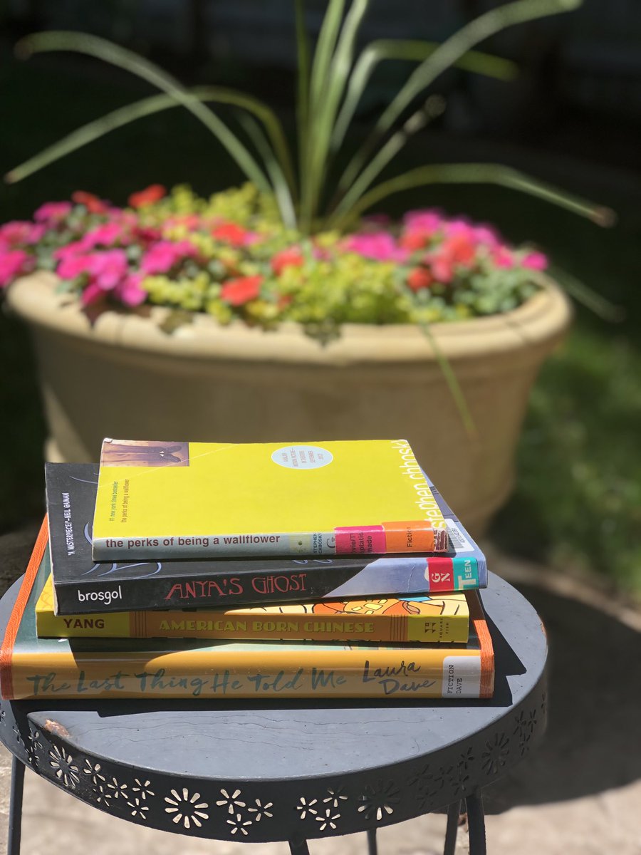 MrsMarlette's tweet photo. Summer reading has been successful so far. June was filled with some graphic novels and mystery. Starting July with a new series and learning some new UDL / blended learning tips for the classroom. @english_strong https://t.co/vS2XTdwnzO