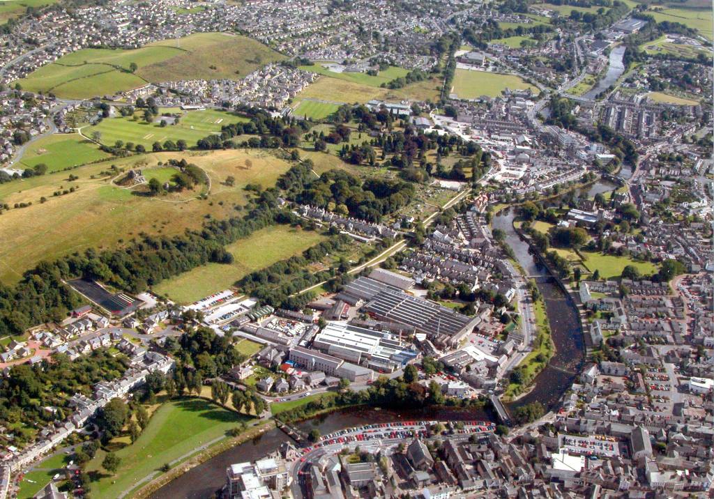 CumbriaCC's tweet photo. 1/3 KENDAL
We are very pleased to confirm that an application for funding to continue the scheme development of the #Kendal Northern Access Route, has been approved by the @transportgovuk https://t.co/Nb8uva7AmH