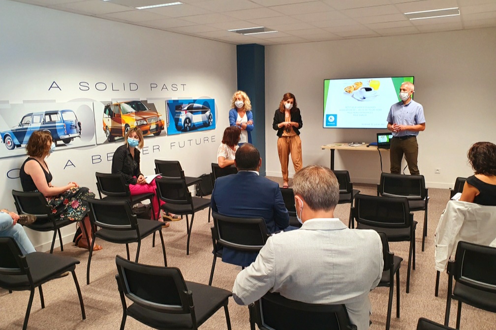 Rencontre avec des employeurs de notre territoire pour présenter le plan #1jeune1solution #TousMobilisés pour l'#Emploi des jeunes Merci à <a href="/volvocars/">Volvo Cars</a> Tours Val de Loire pour son accueil 🔝👍@poleemploi_RCVL