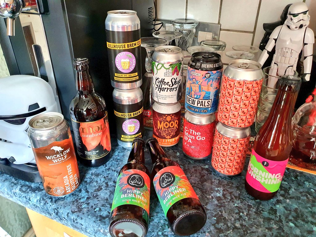 Finally after 2 weeks of waiting my delivery from <a href="/Beer52HQ/">Beer52.com ❤🇺🇦</a> has arrived, not happy though as I am missing 3 beers from my order 🤬
Let's see how long this takes to get resolved.
